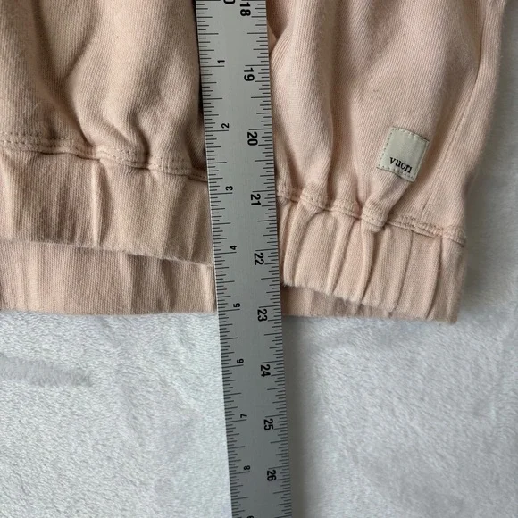 Vuori Women's Cream Sweatshirt - Picture 7 of 12